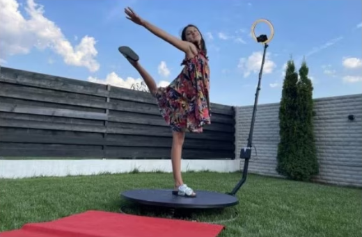 Platforma Foto-Video rotunda AT PERFORMANCE®, Selfie 360, brat rotativ, Led RGB, pentru Evenimente, diametru 80cm