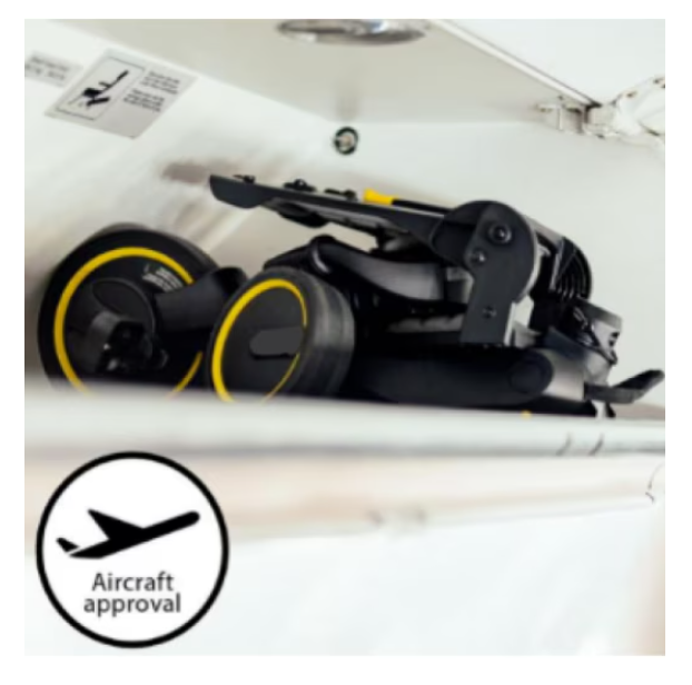 Tricicleta 4IN 1, At Performance, Centura Prindere, Bara Protectie, Piele ecologica, Suport Pahar, Pedale Detasabile, 6 luni+, Gri / Negru